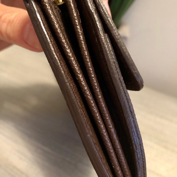 (Sold) Louis Vuitton Sarah Wallet Damier Ebene - Picture 8 of 10